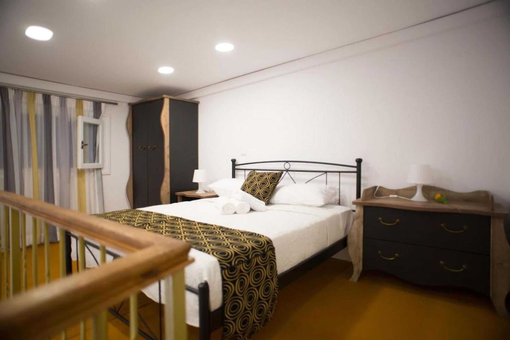 Aimou Studio'S Apartment'S Pire Dış mekan fotoğraf